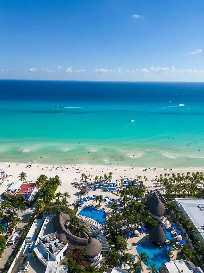 The Reef Playacar Beach Resort & Spa Playa del Carmen 4*,