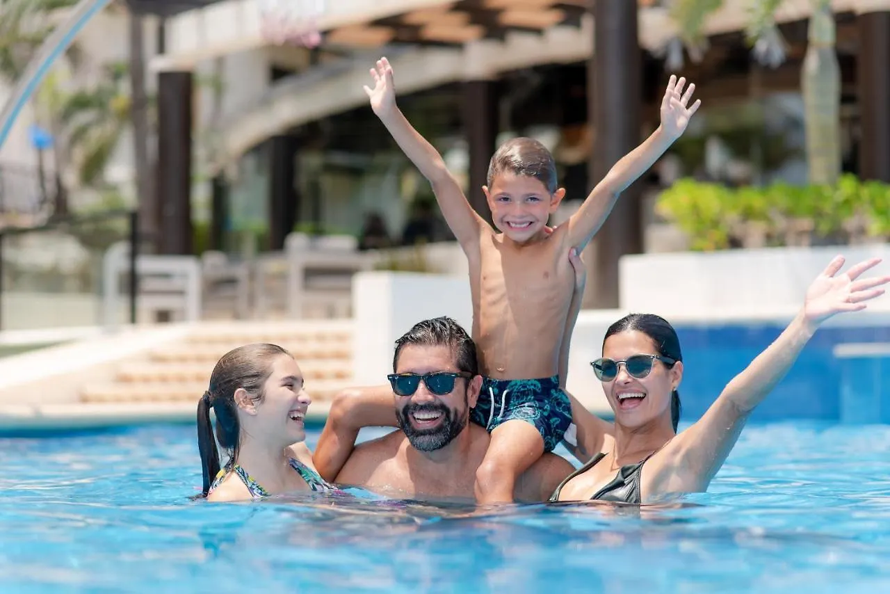 The Reef Playacar Beach Resort & Spa Playa del Carmen 4*,  Mexico